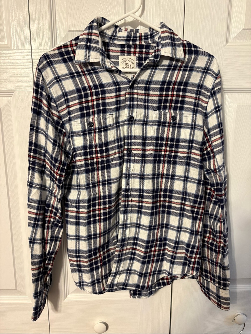 True Craft Men's Navy, White & Red Plaid Button-Down Flannel Shirt